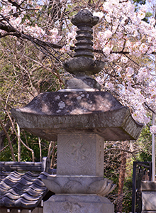 代官川崎平右衛門謝恩塔